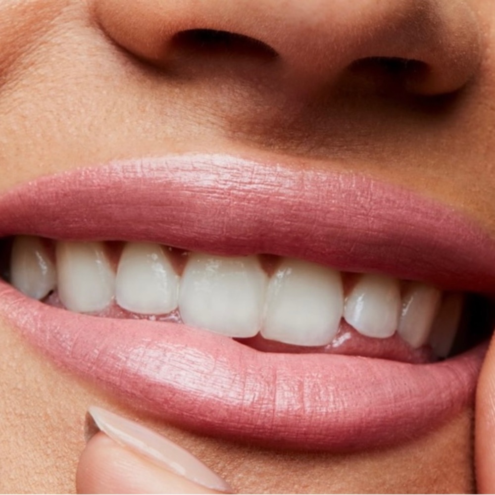 💄HP!💄MAC Frost Lipstick Angel - Picture 5 of 11